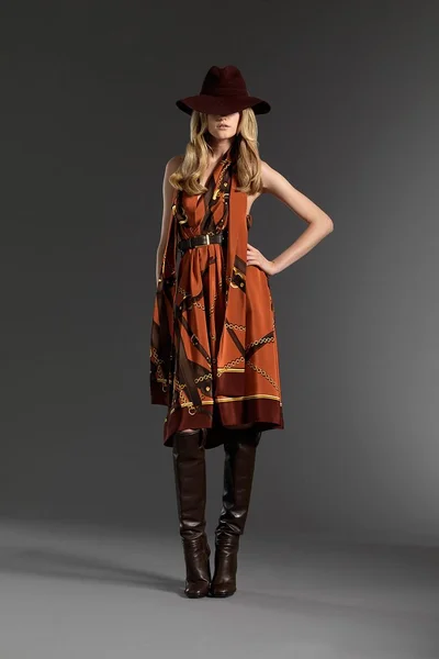 Look 13